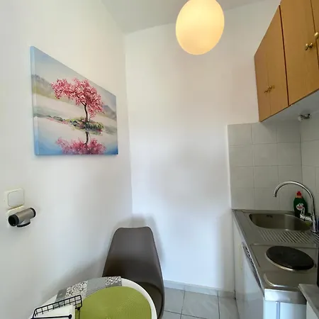 Apartment Sweet *